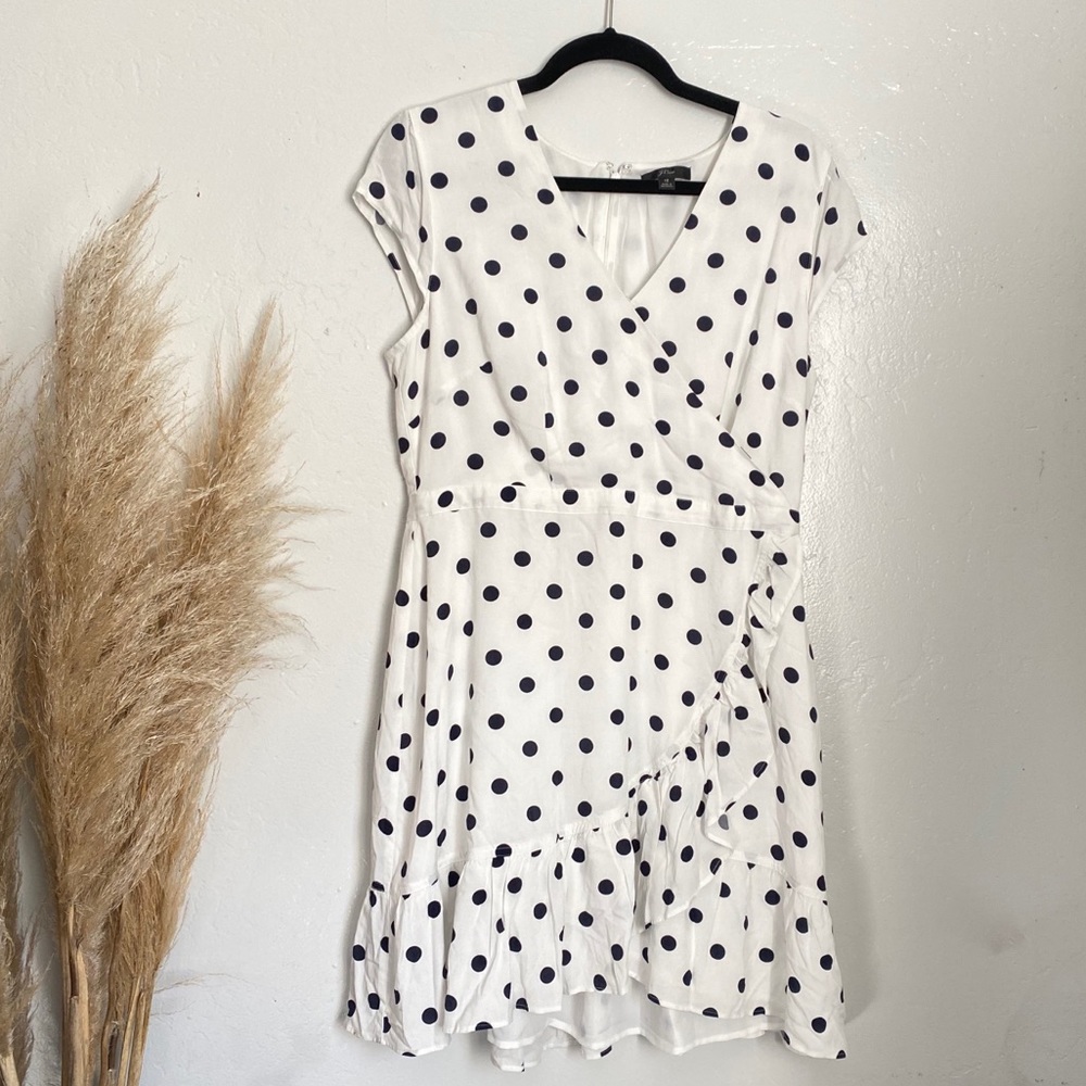 J crew wrap dress white polka dot short sleeve